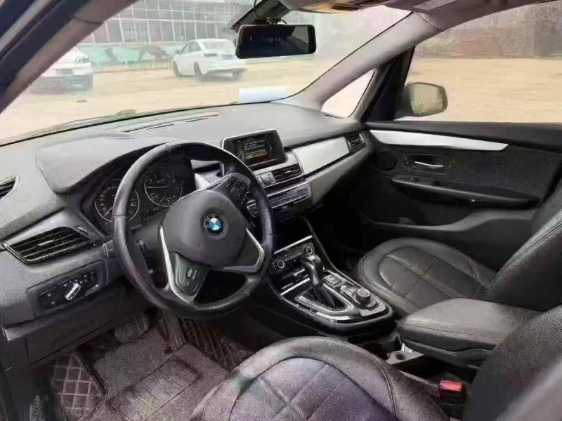 菏泽17年宝马2系4