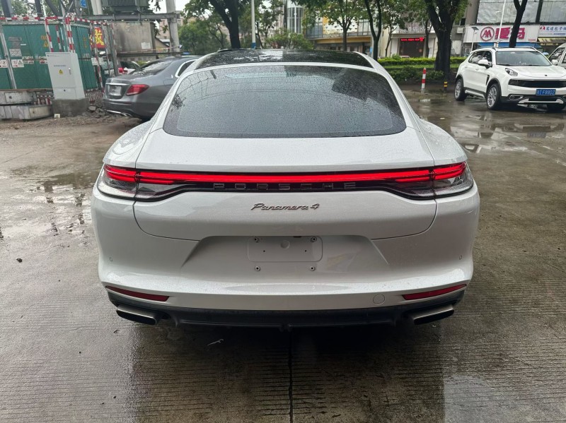 佛山23年保时捷帕拉梅拉9