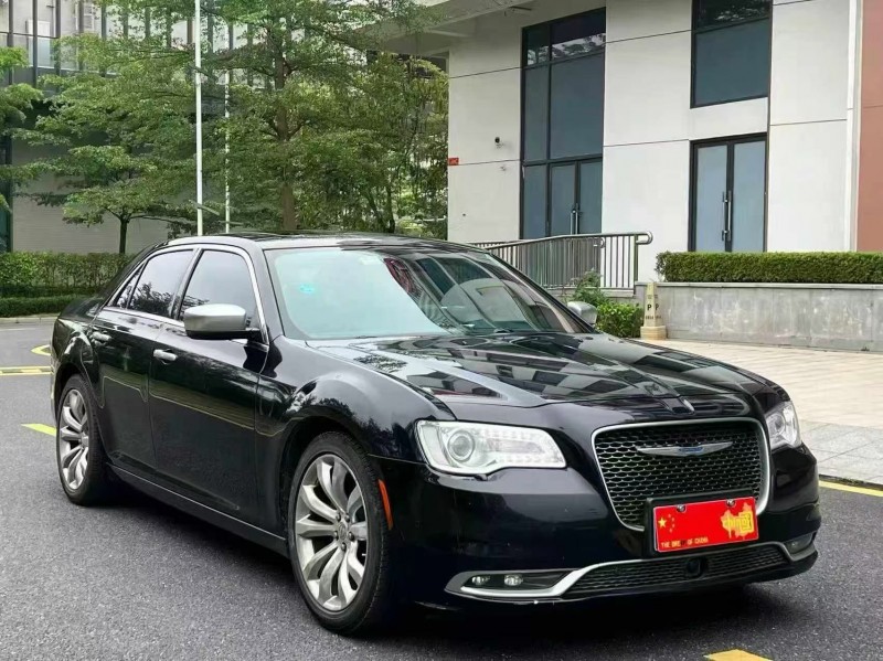广州16年克莱斯勒300C4