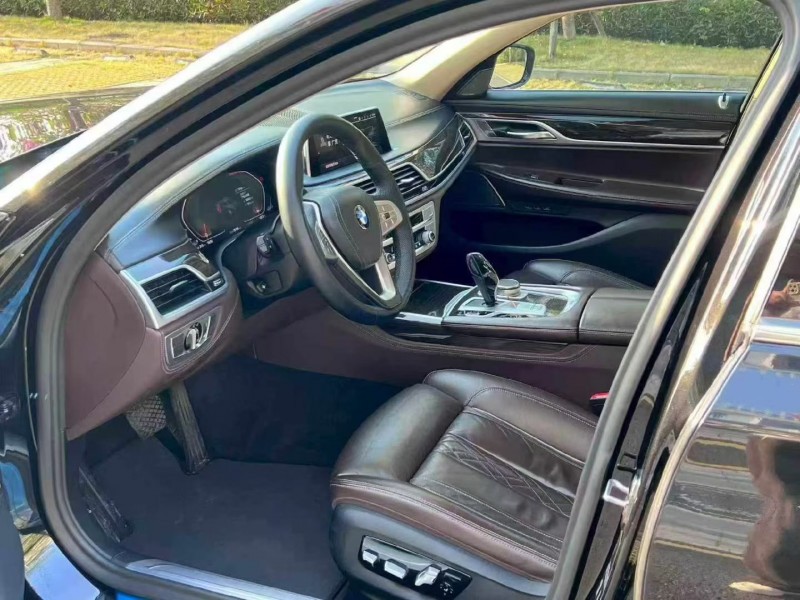 广州20年宝马7系4