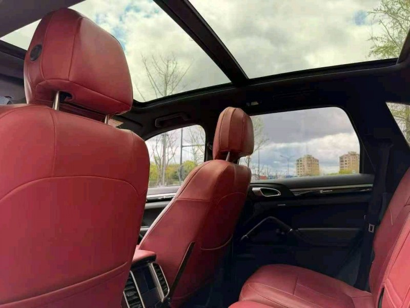 湖州16年保时捷卡宴2