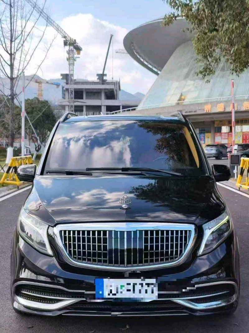 湖州20年奔驰威霆1