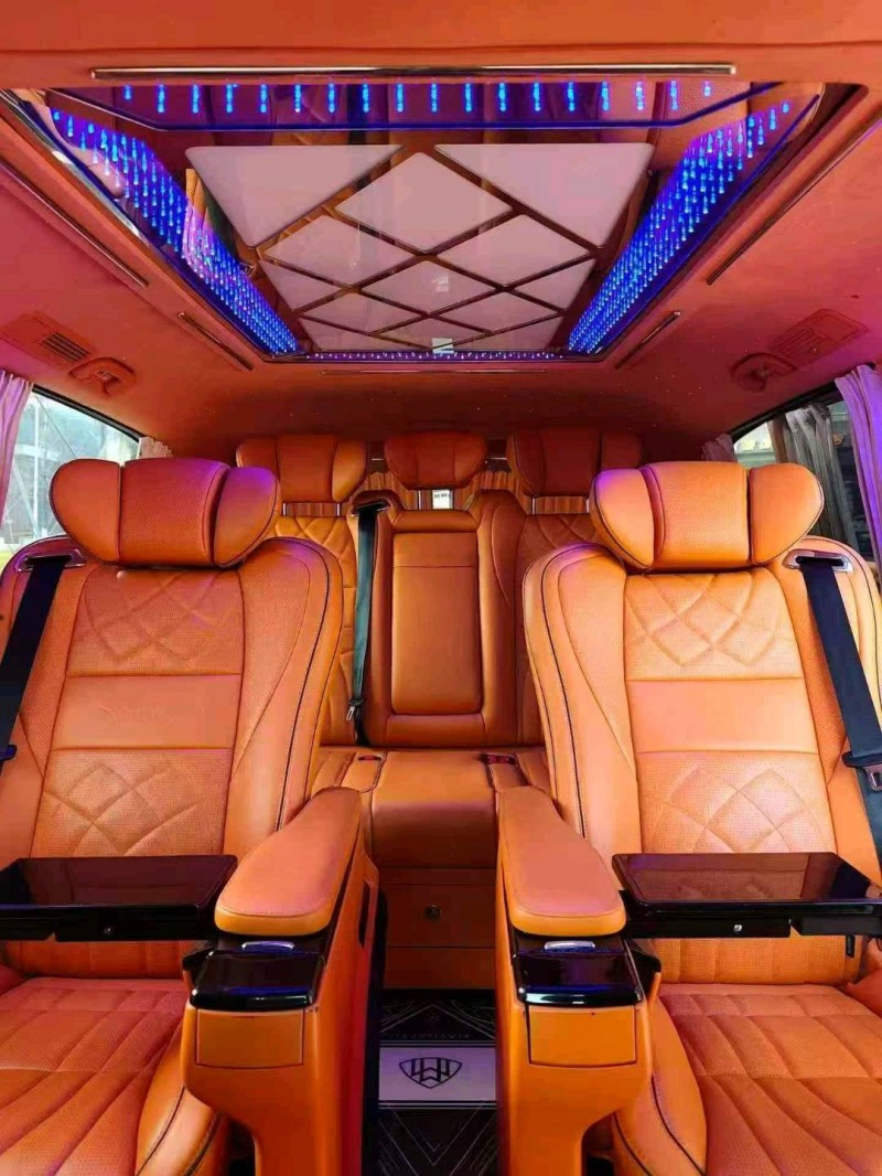 湖州20年奔驰威霆3