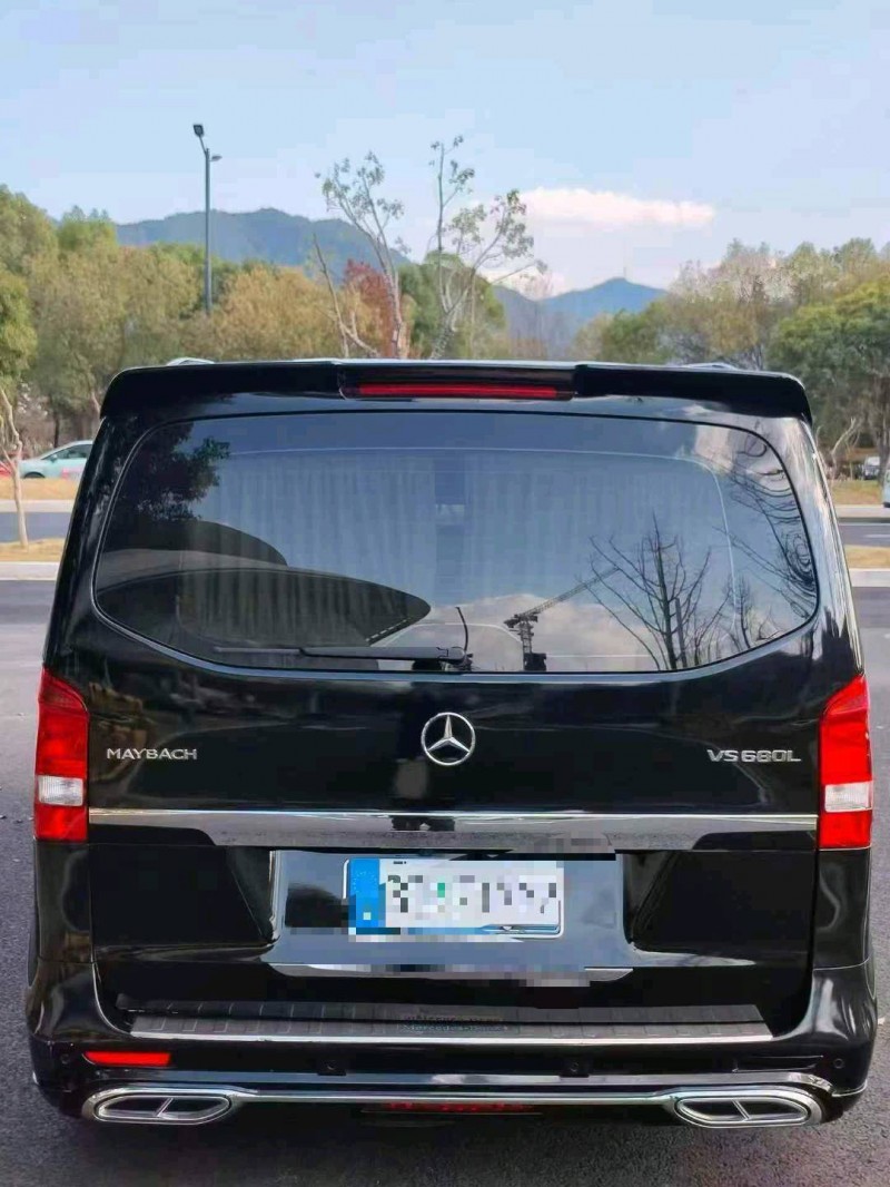 湖州20年奔驰威霆4