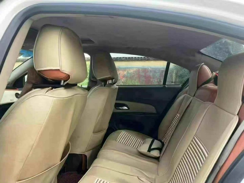 菏泽15年雪佛兰科鲁兹5