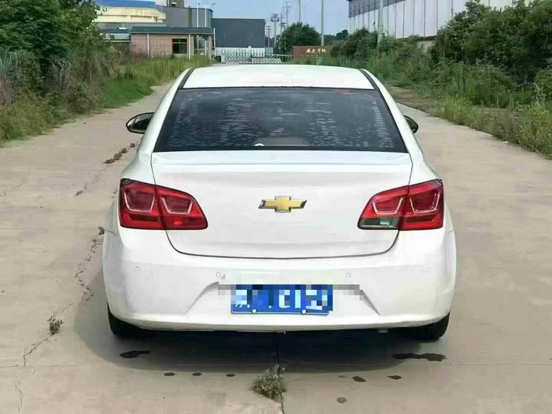 菏泽15年雪佛兰科鲁兹9