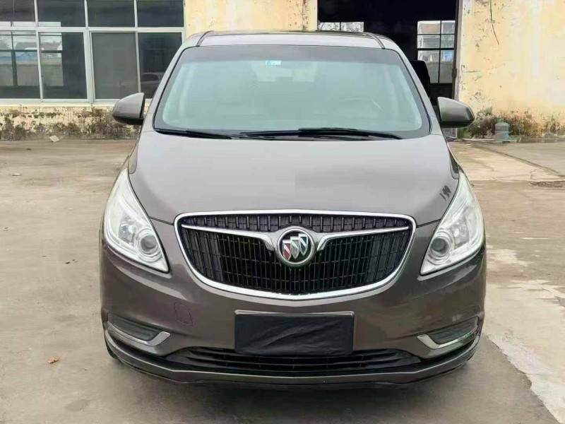 济宁17年别克GL81