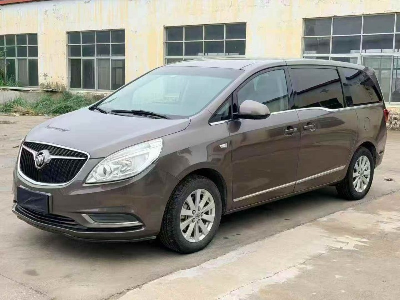 济宁17年别克GL82