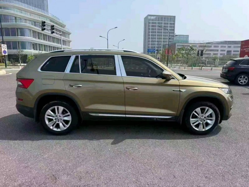 南平18年斯柯达柯迪亚克7