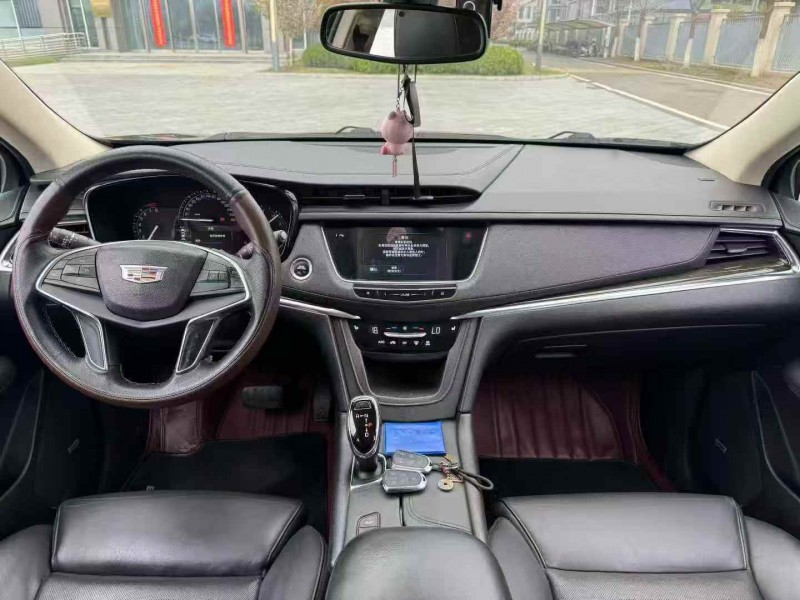 徐州17年凯迪拉克XT54