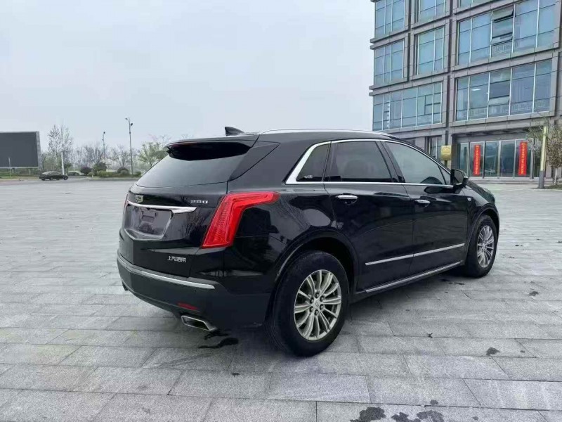 徐州17年凯迪拉克XT57