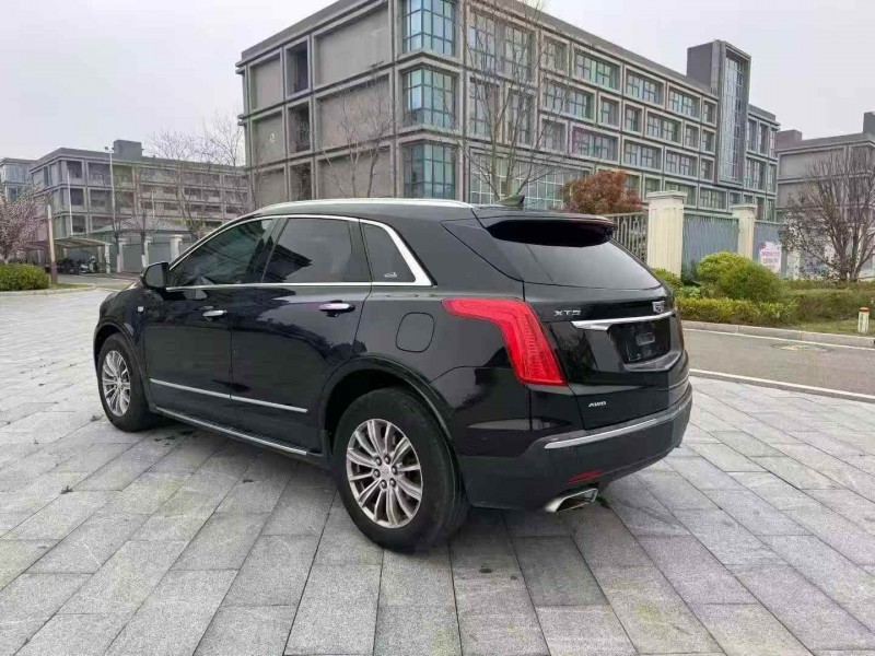 徐州17年凯迪拉克XT58