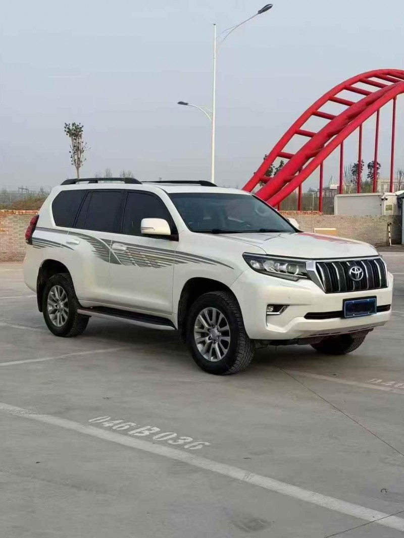 新乡20年丰田普拉多2