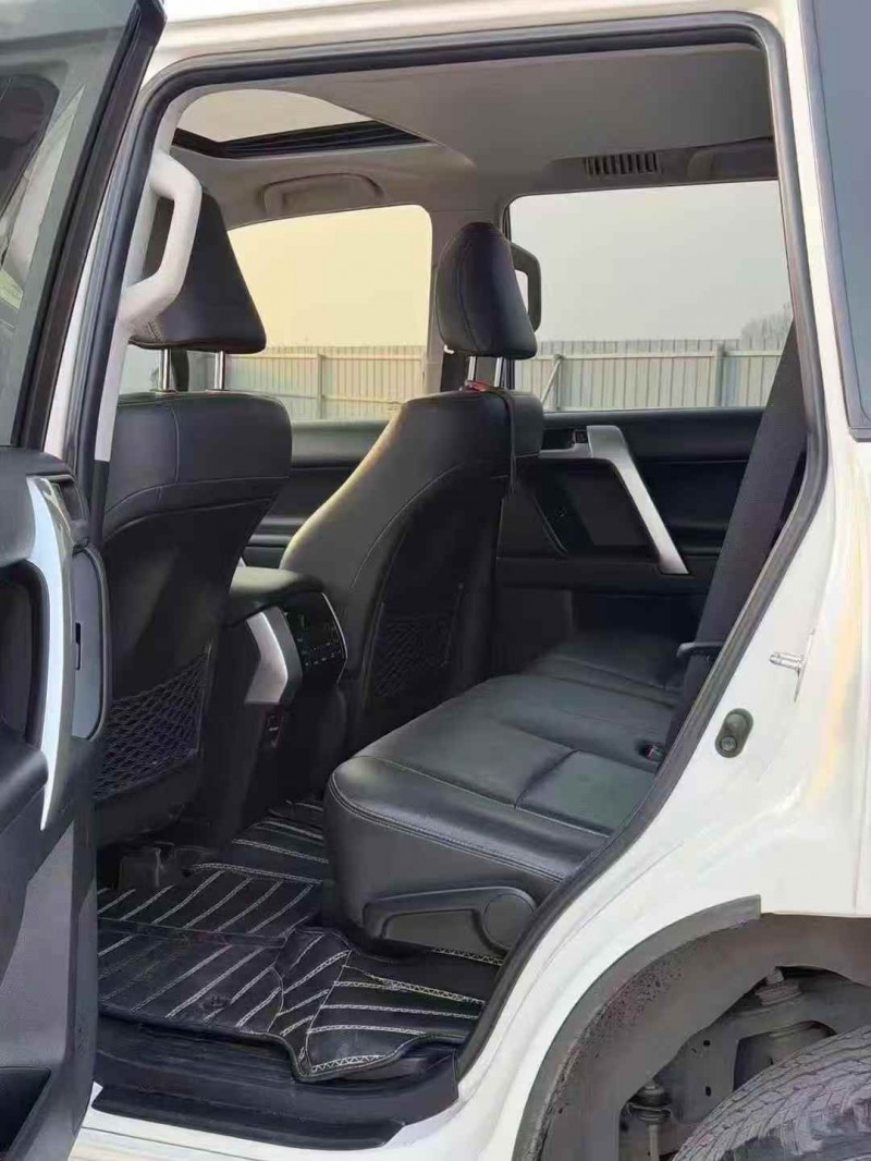 新乡20年丰田普拉多6