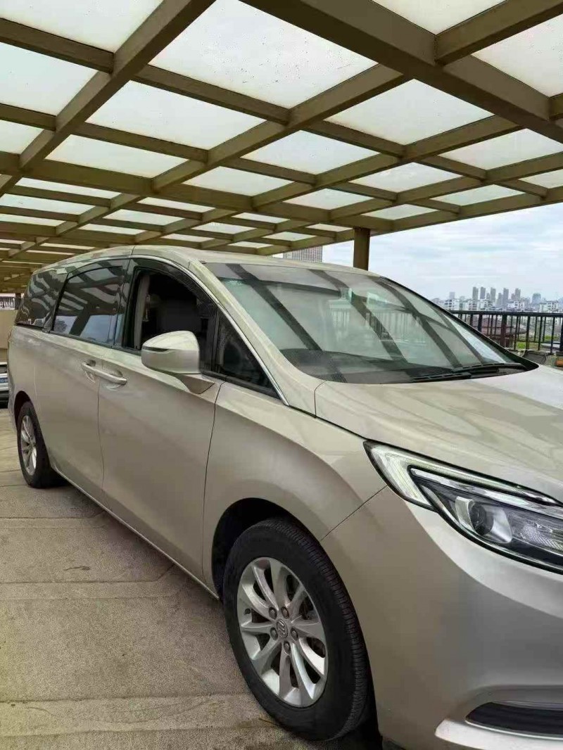 常州18年别克GL82