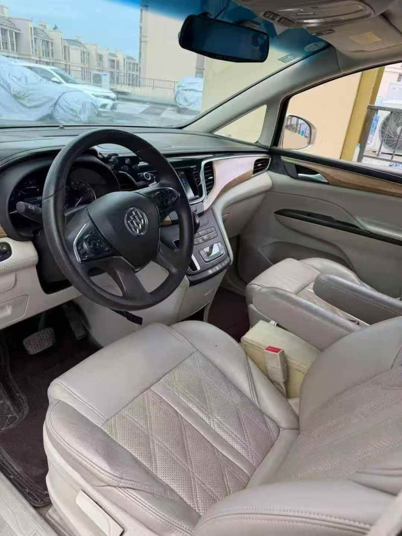 常州18年别克GL84