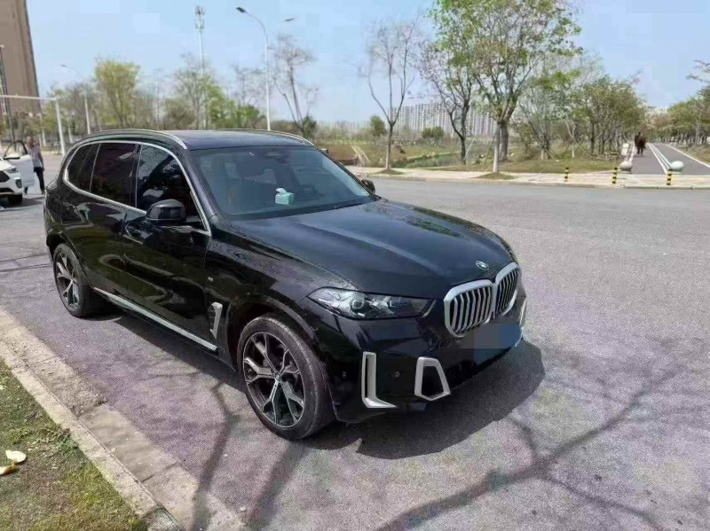 天津23年宝马X52