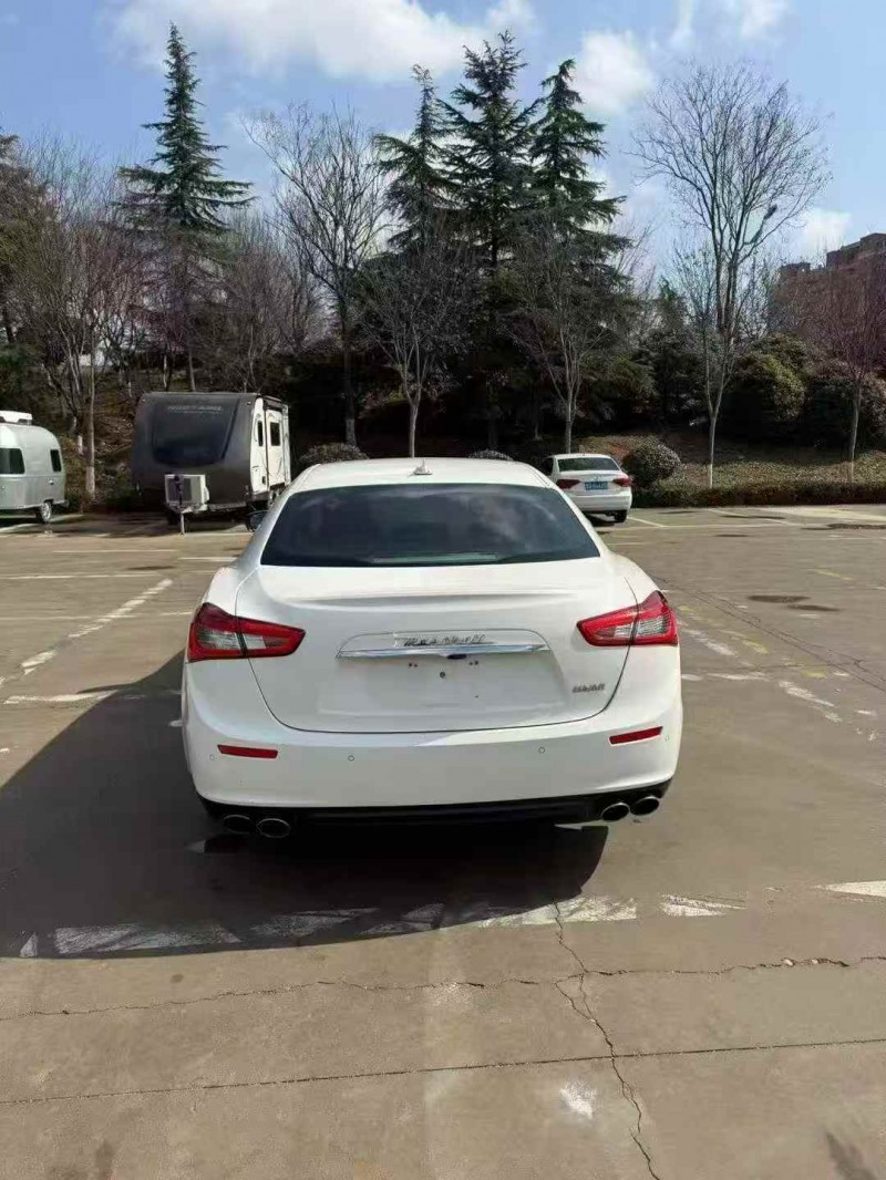 潍坊17年玛莎拉蒂Ghibli7