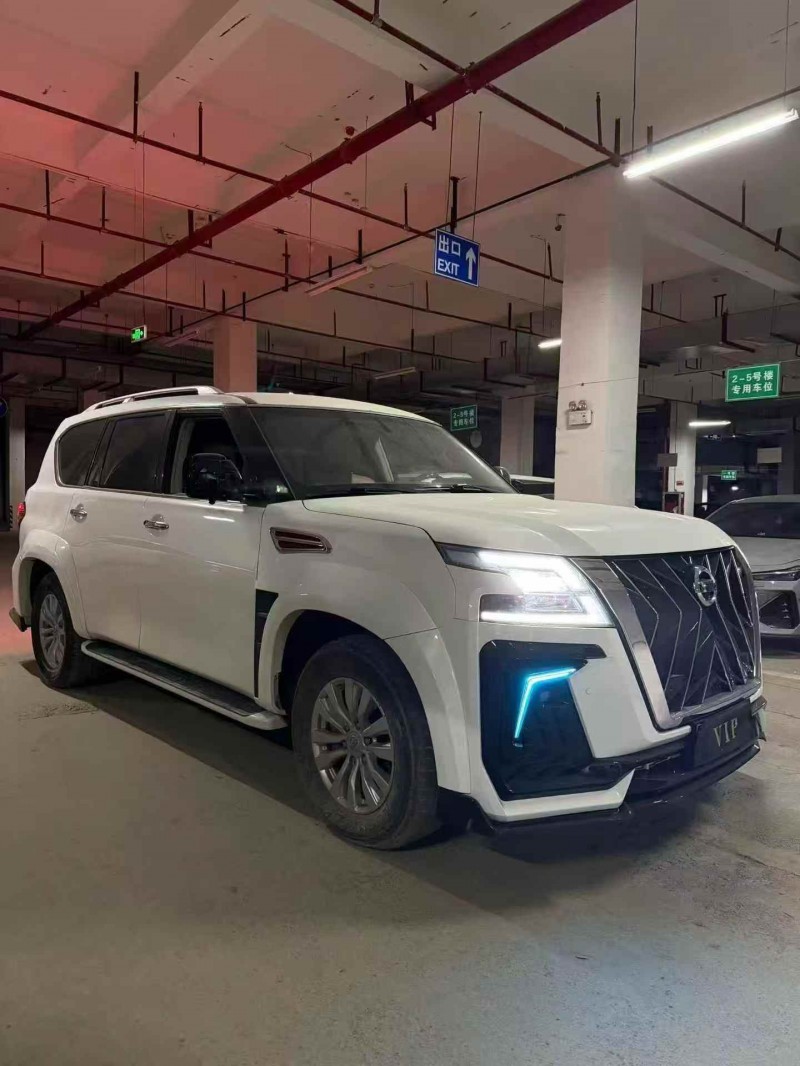 毕节18年日产途乐2