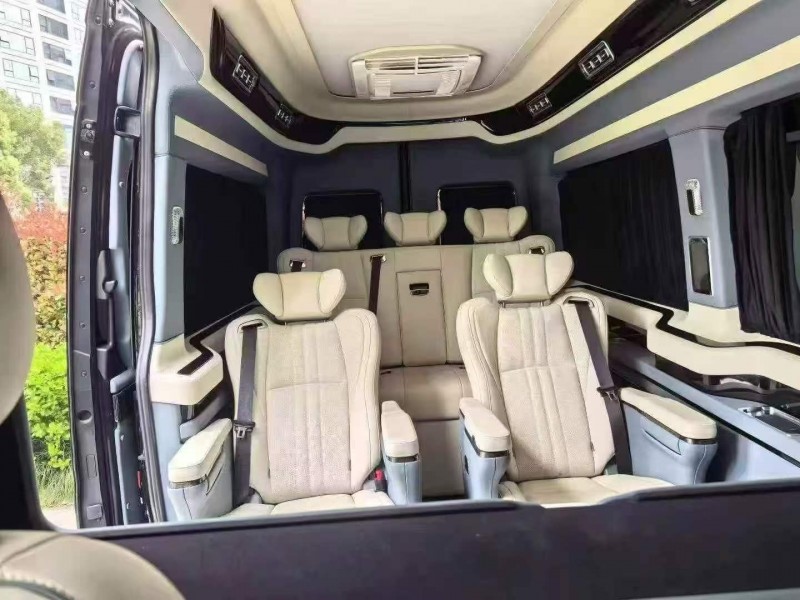 广州24年奔驰斯宾特4