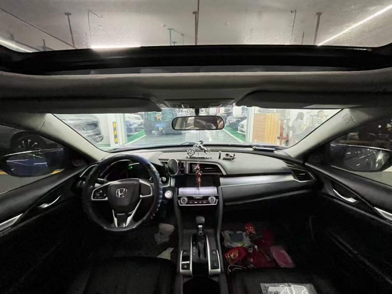 广州18年本田思域5