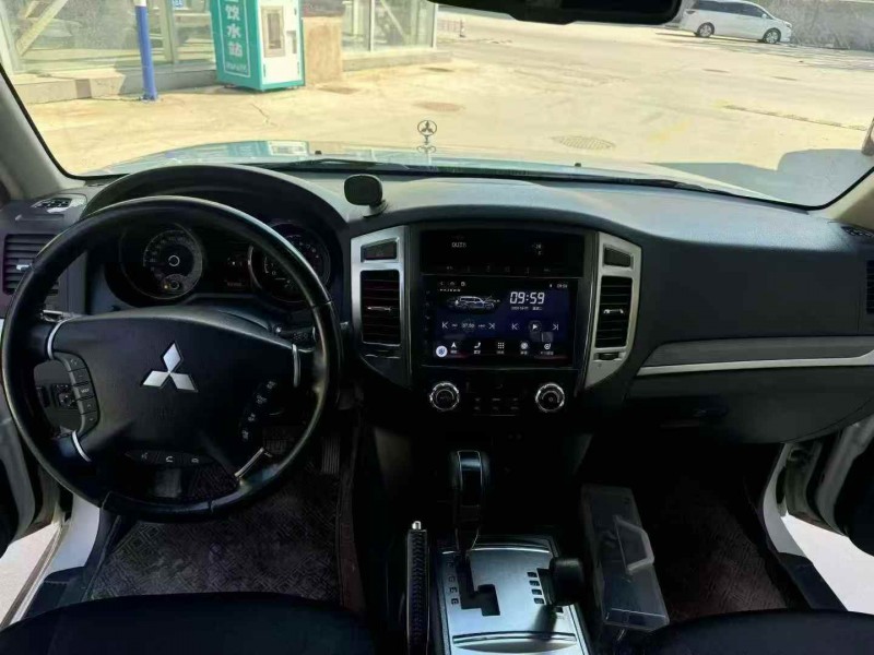 洛阳20年三菱帕杰罗4