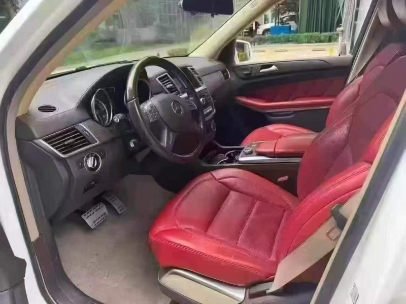 广州17年奔驰GL6