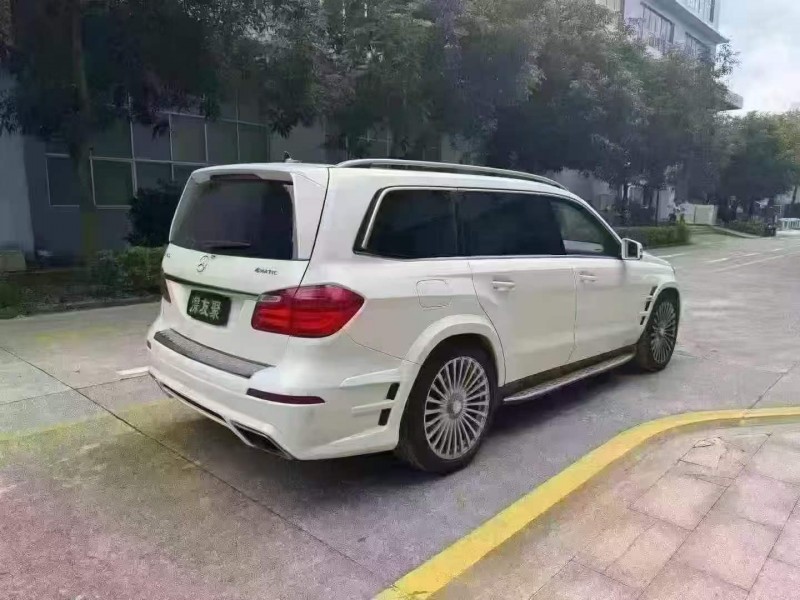 广州17年奔驰GL7