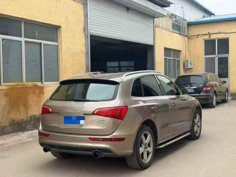 青岛12年奥迪Q58