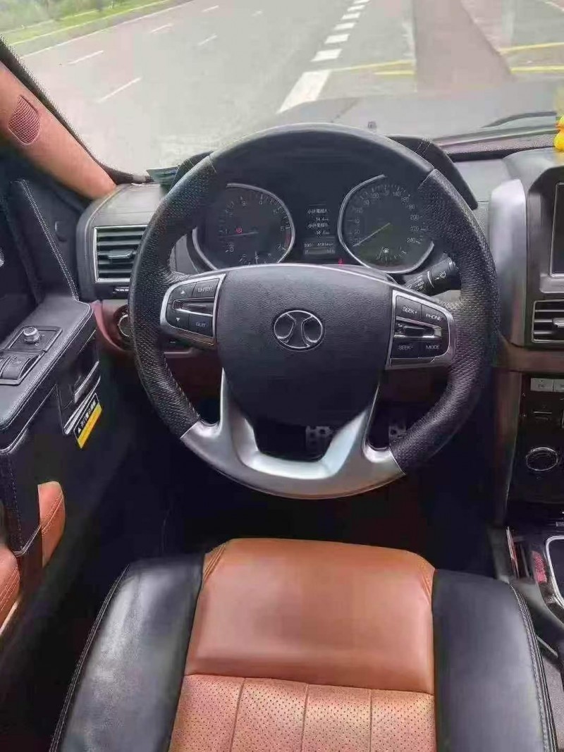 广州18年北京BJ806