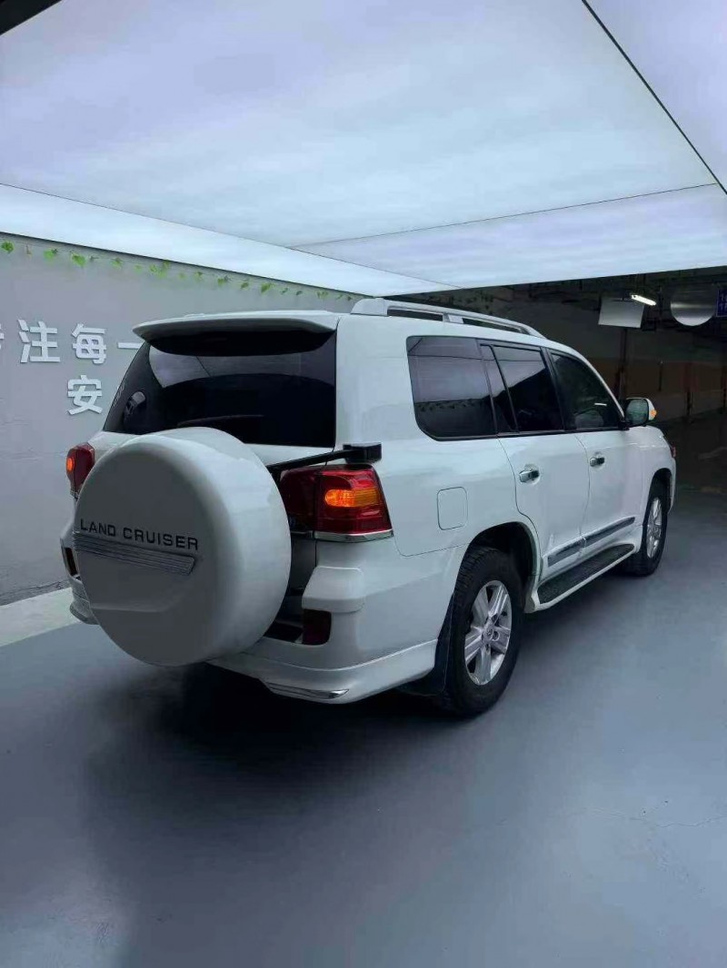 惠州15年丰田兰德酷路泽9