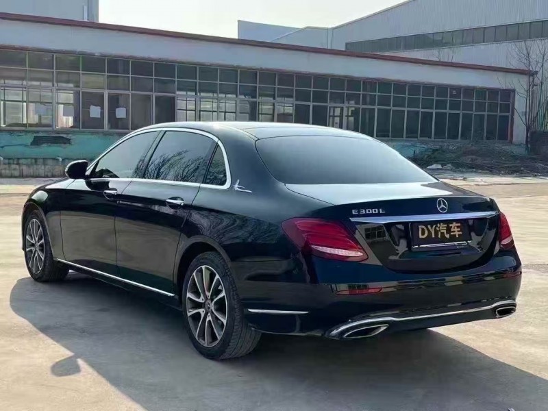 菏泽18年奔驰E8