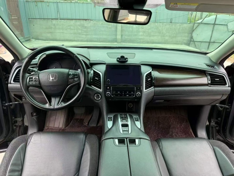 徐州17年本田冠道7