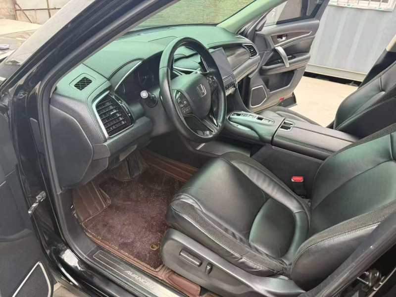 徐州17年本田冠道8