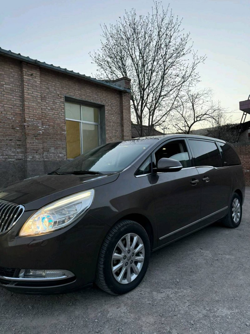 平凉14年别克GL83