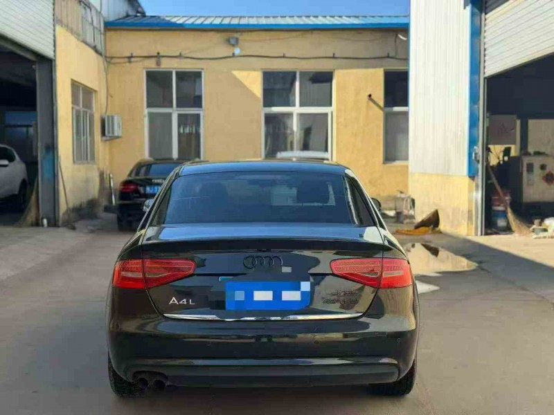 青岛16年奥迪A4L8