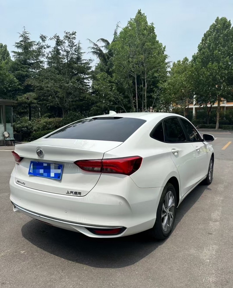 青岛23年别克威朗4