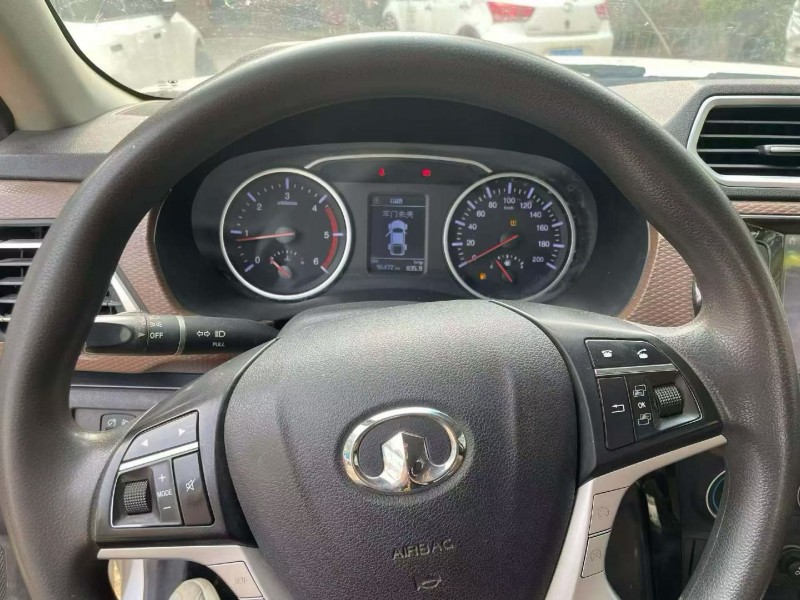 南宁18年长城汽车风骏3