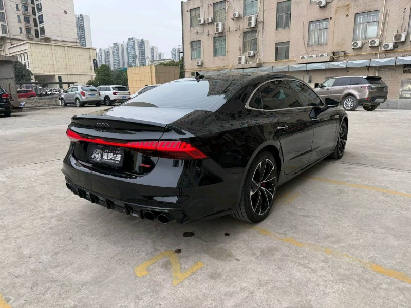 长沙24年奥迪A7L8