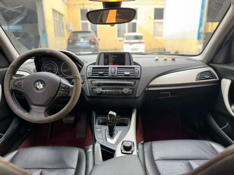 青岛14年宝马1系5