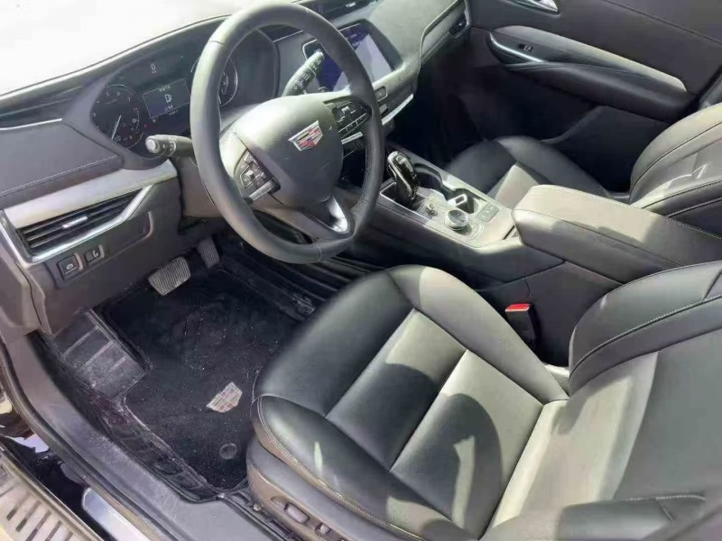 菏泽20年凯迪拉克XT46