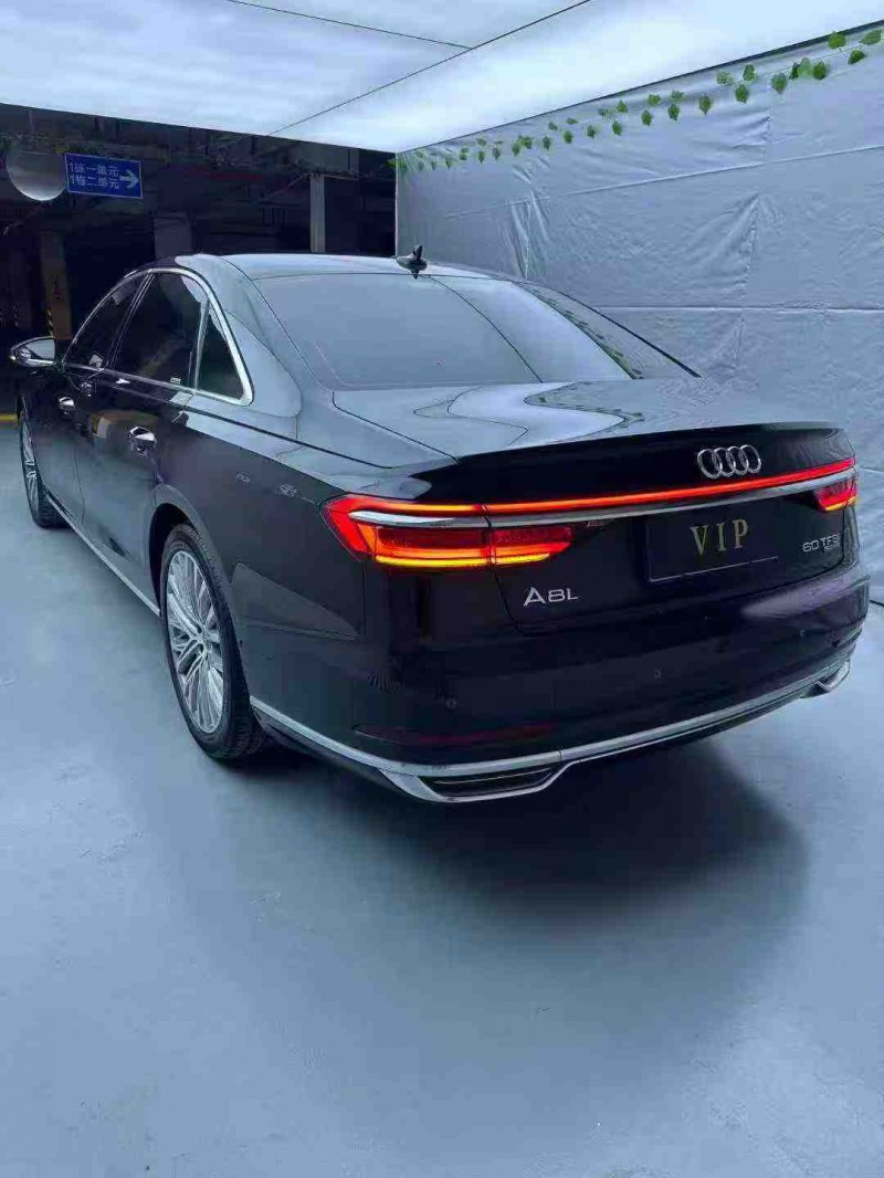 惠州18年奥迪A8L7