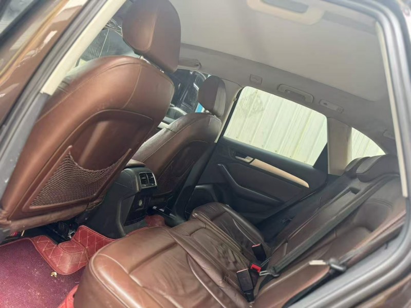 青岛15年奥迪Q56