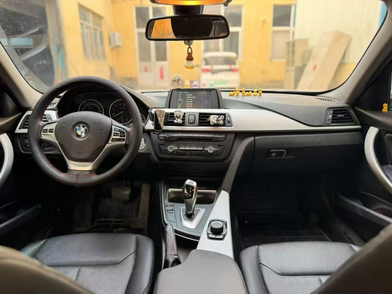 青岛13年宝马3系5