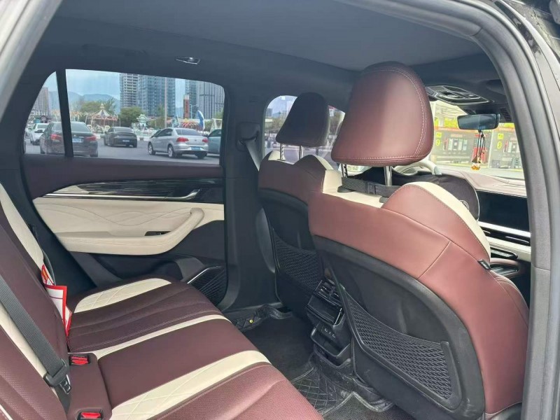 金华23年吉利星越7