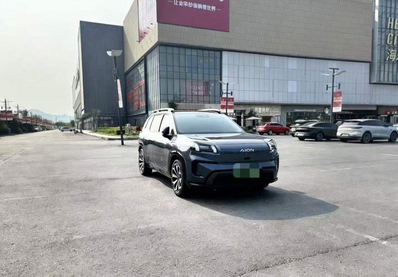 金华25年传祺埃安V1