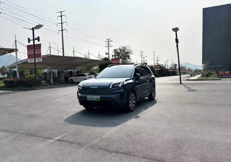 金华25年传祺埃安V4