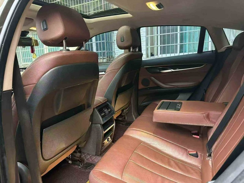 张家界16年宝马X65