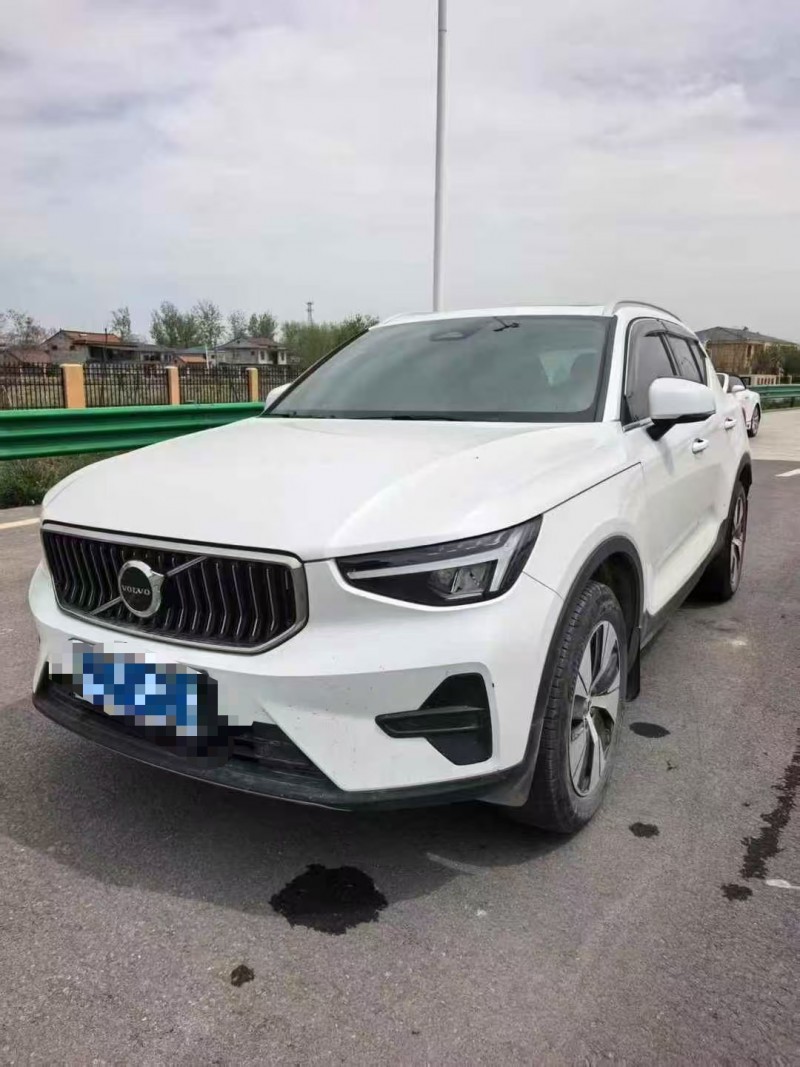 开封23年沃尔沃XC402