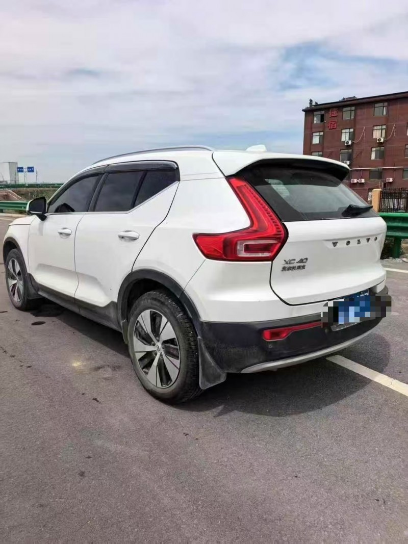 开封23年沃尔沃XC406